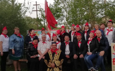 «Взвейтесь кострами»