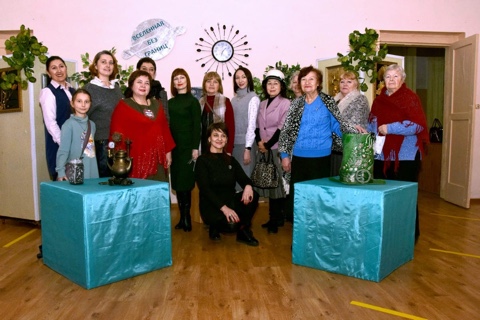 Синтез традиций и новаций в современном художественном творчестве мастеров Дома культуры с. Каменушка