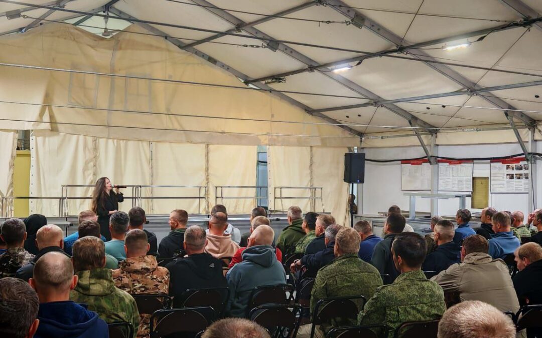 На страже Родины — солдат!