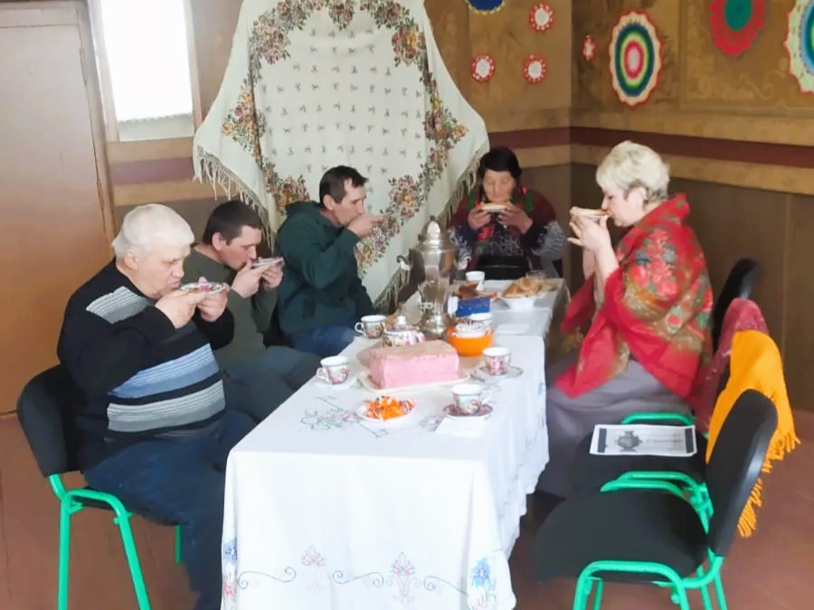 Посидим у самовара