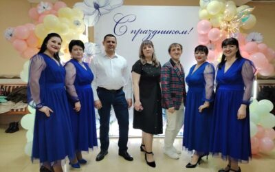 Весна, цветы и комплименты!